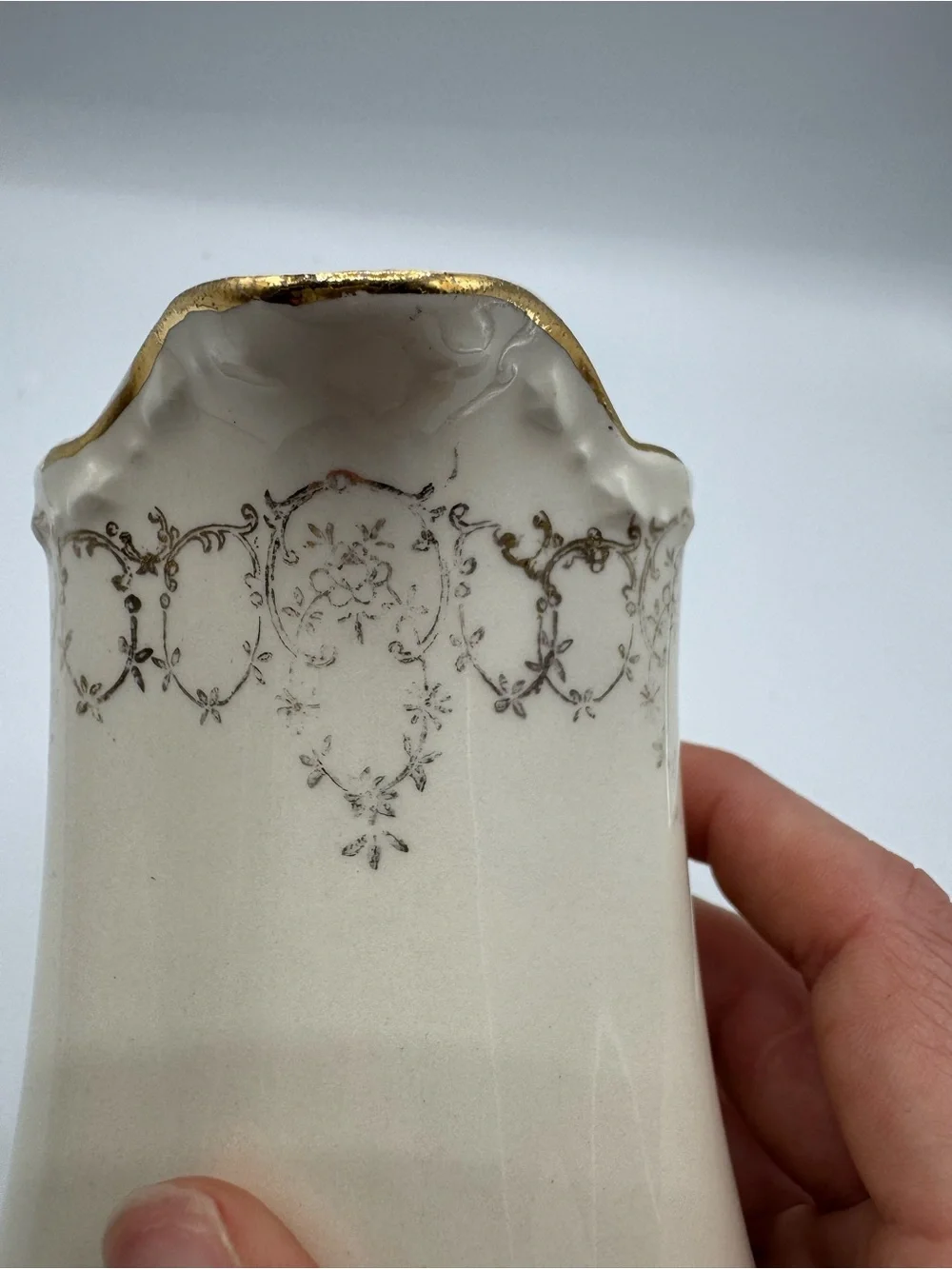 Vintage Crooksville China Thematic Lorraine Creamer